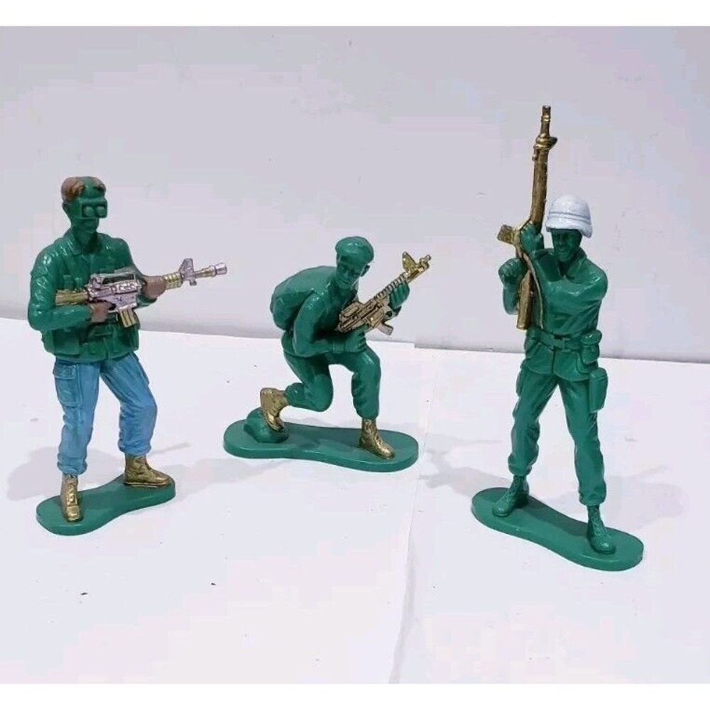 Lot Of 3 Army Soldier Men Hard Plastic Figures